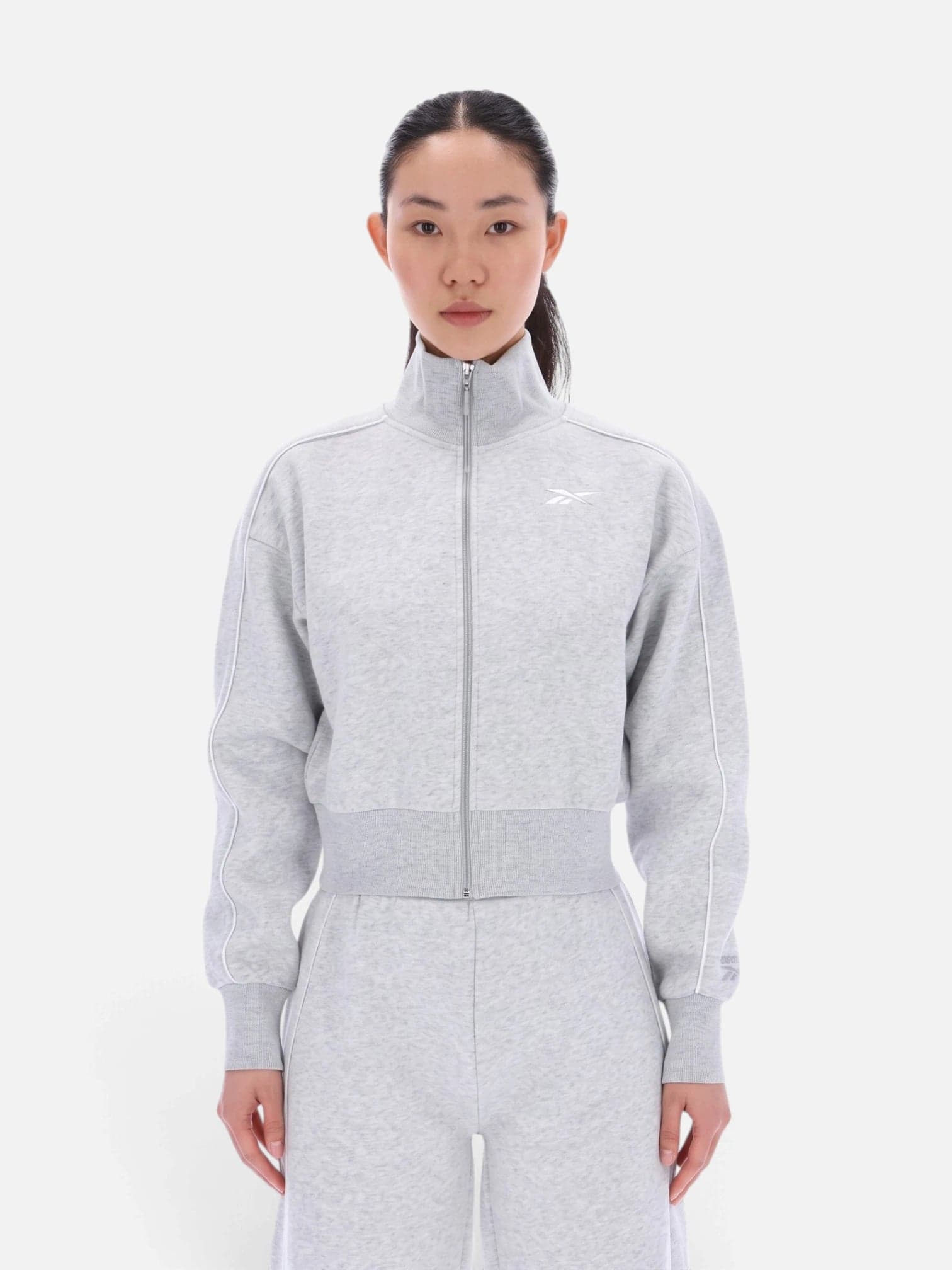 Campera Reebok Brooklyn Cropped Bomber Jacket - Plateado Marl